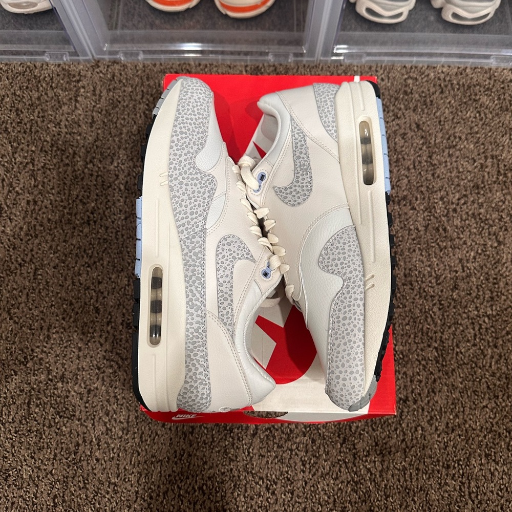 Woman’s Air Max 1 Safari